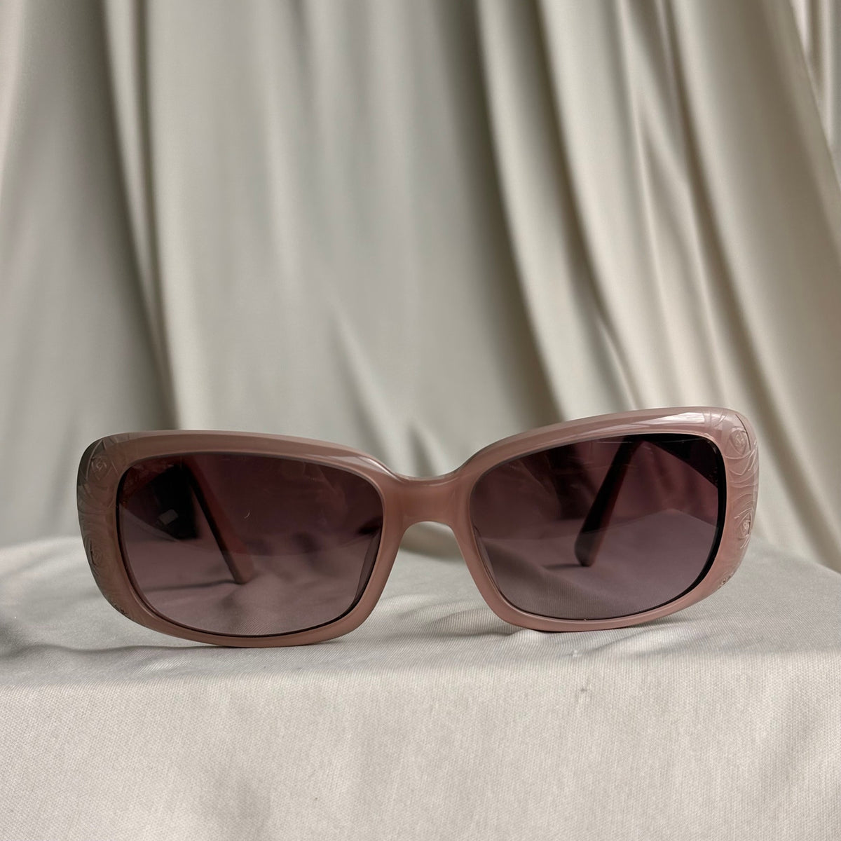 Valentino V619S Rectangular Sunglasses - Dusty Pink, Floral Scroll