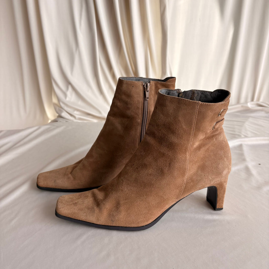 Bandolino Tan Suede Ankle Boots - Pointed Square Toe, Block Heel, 7.5
