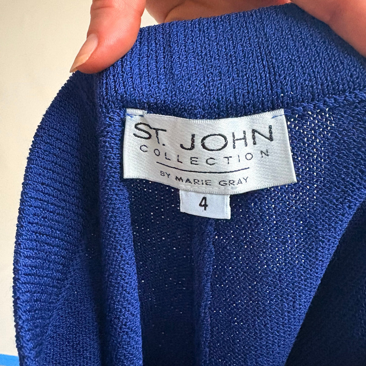 St. John Navy Blue Pleated Trousers - Santana Knit, High Waisted, Size 4