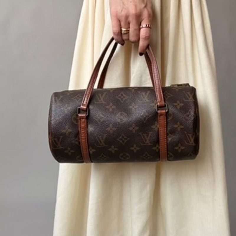 Vintage Louis Vuitton 1988 Monogram Papillon 26 Bag
