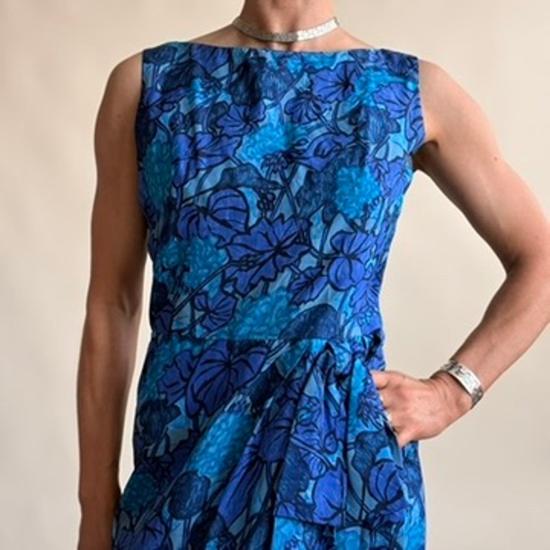 1960s Mod Floral Sheath Dress - Blue Abstract Print, Tie Waist, Fits Small