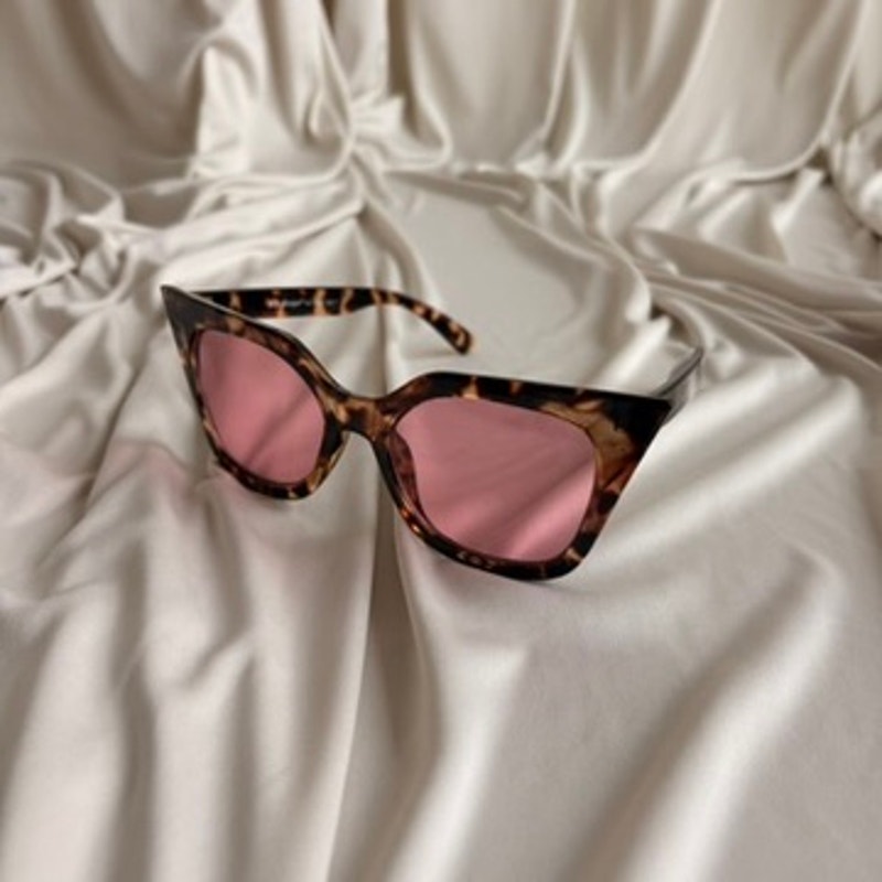 Oversized Tortoise Cat-Eye Sunglasses - Pink Lenses, Statement