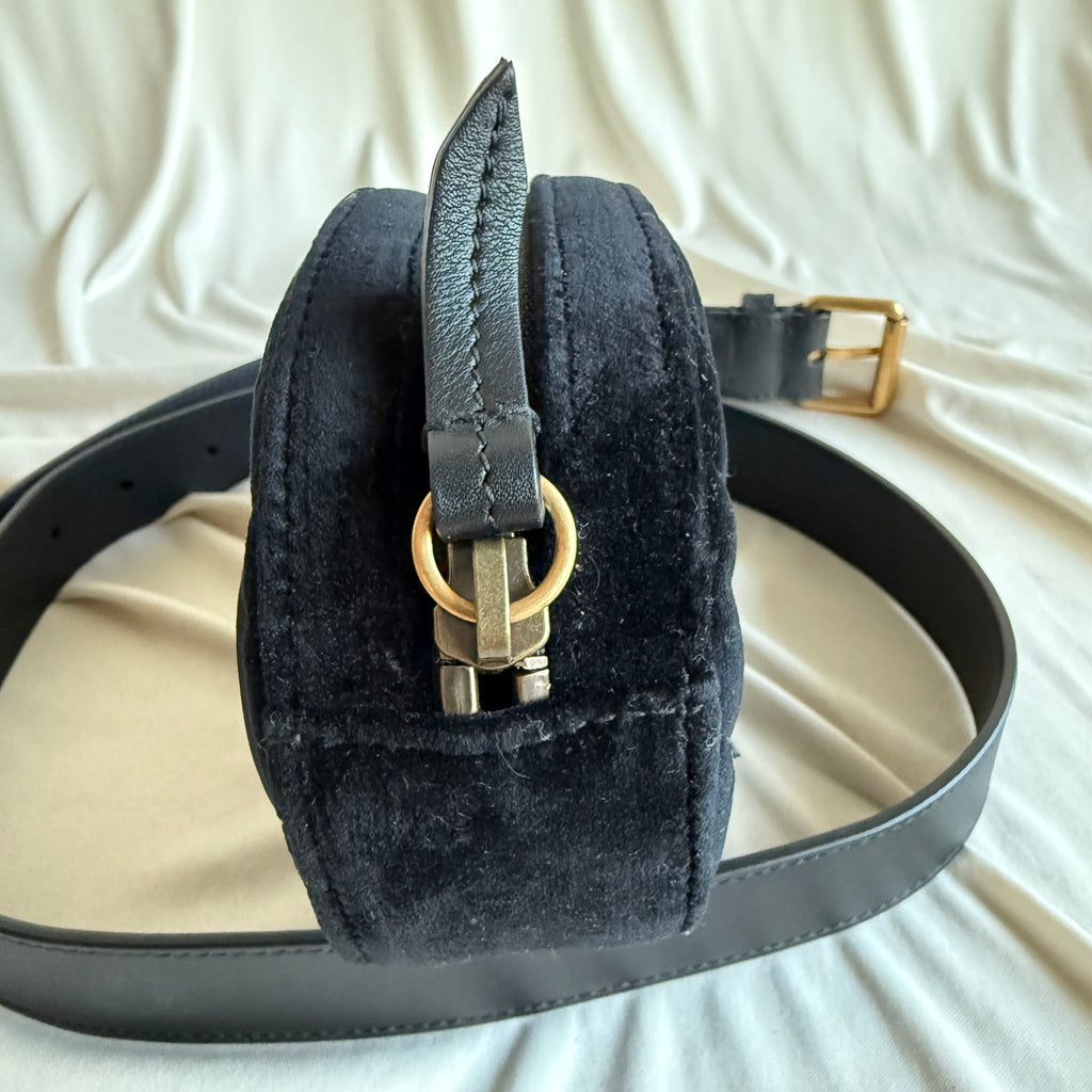 Gucci GG Marmont Matelassé Velvet Belt Bag - Black