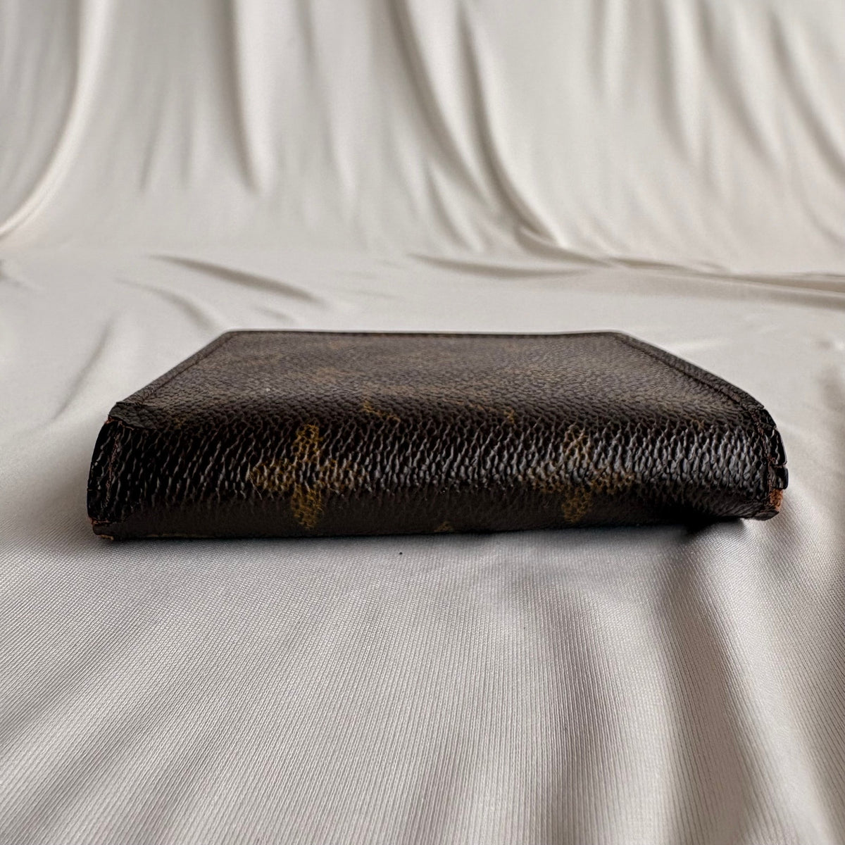 Vintage Louis Vuitton Bifold Monogram Canvas Wallet