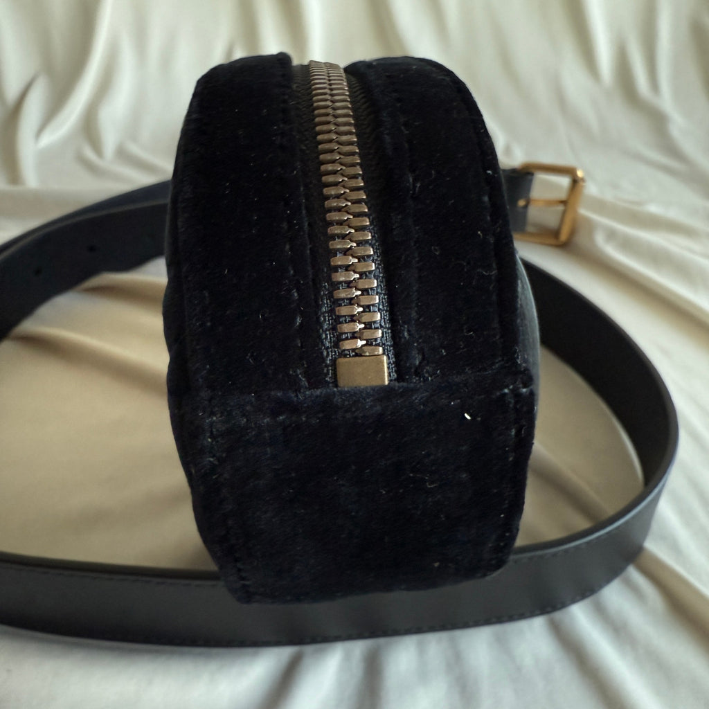 Gucci GG Marmont Matelassé Velvet Belt Bag - Black