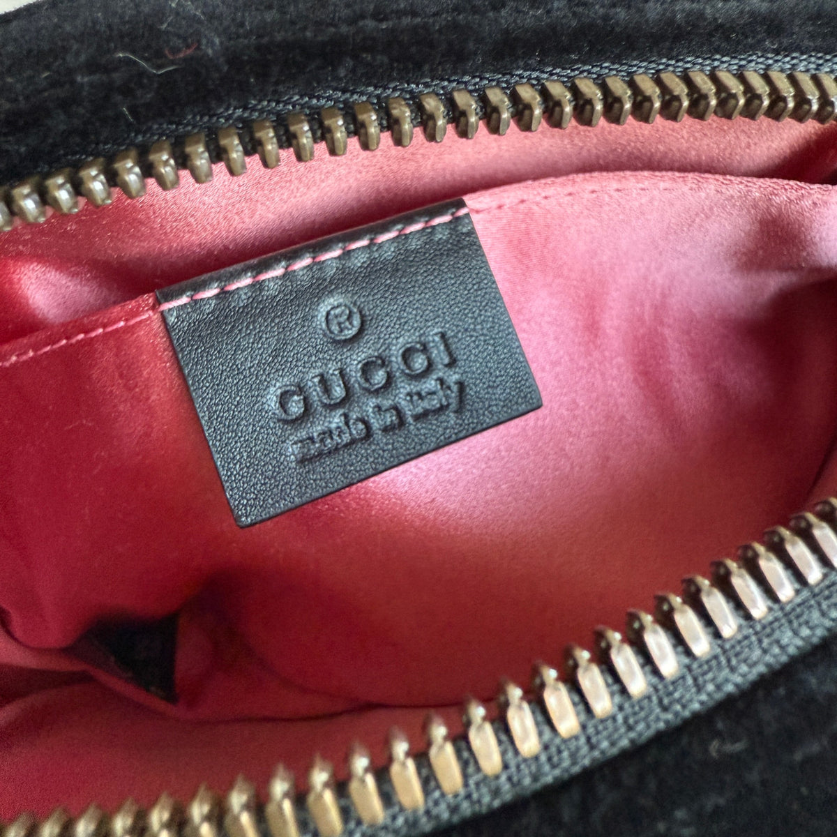 Gucci GG Marmont Matelassé Velvet Belt Bag - Black