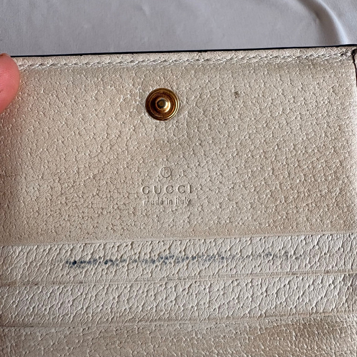 Gucci GG Marmont Berry Print Wallet - Cream, Gold Hardware- 2020