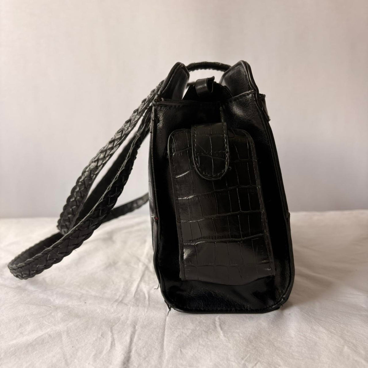 Vintage GAL Bueno Croc Embossed Shoulder Bag - Western Hardware