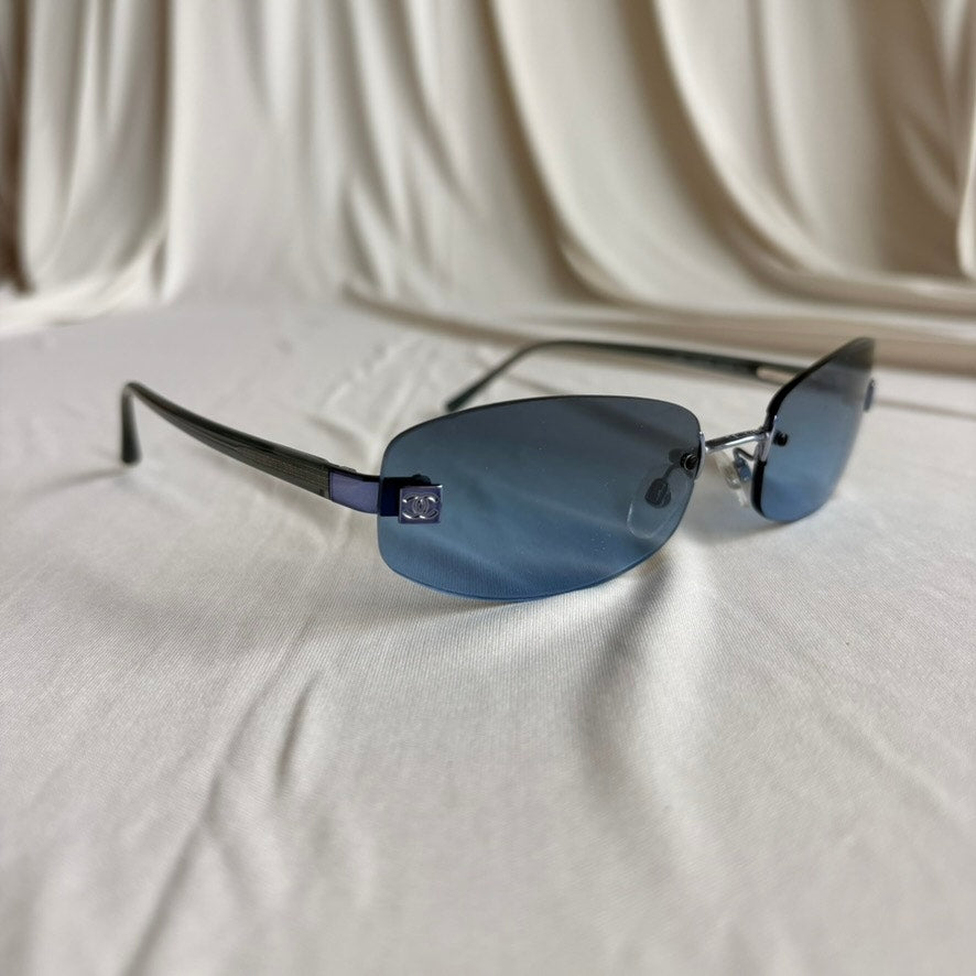 Vintage Chanel 4002 Rimless Sunglasses - Light Blue Gradient, Silver CC Logo