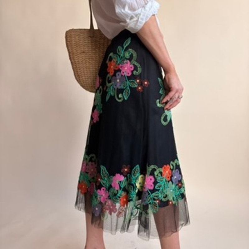 Jǒn Black Tulle Midi Skirt - Multicolor Floral Embroidery, Size 2