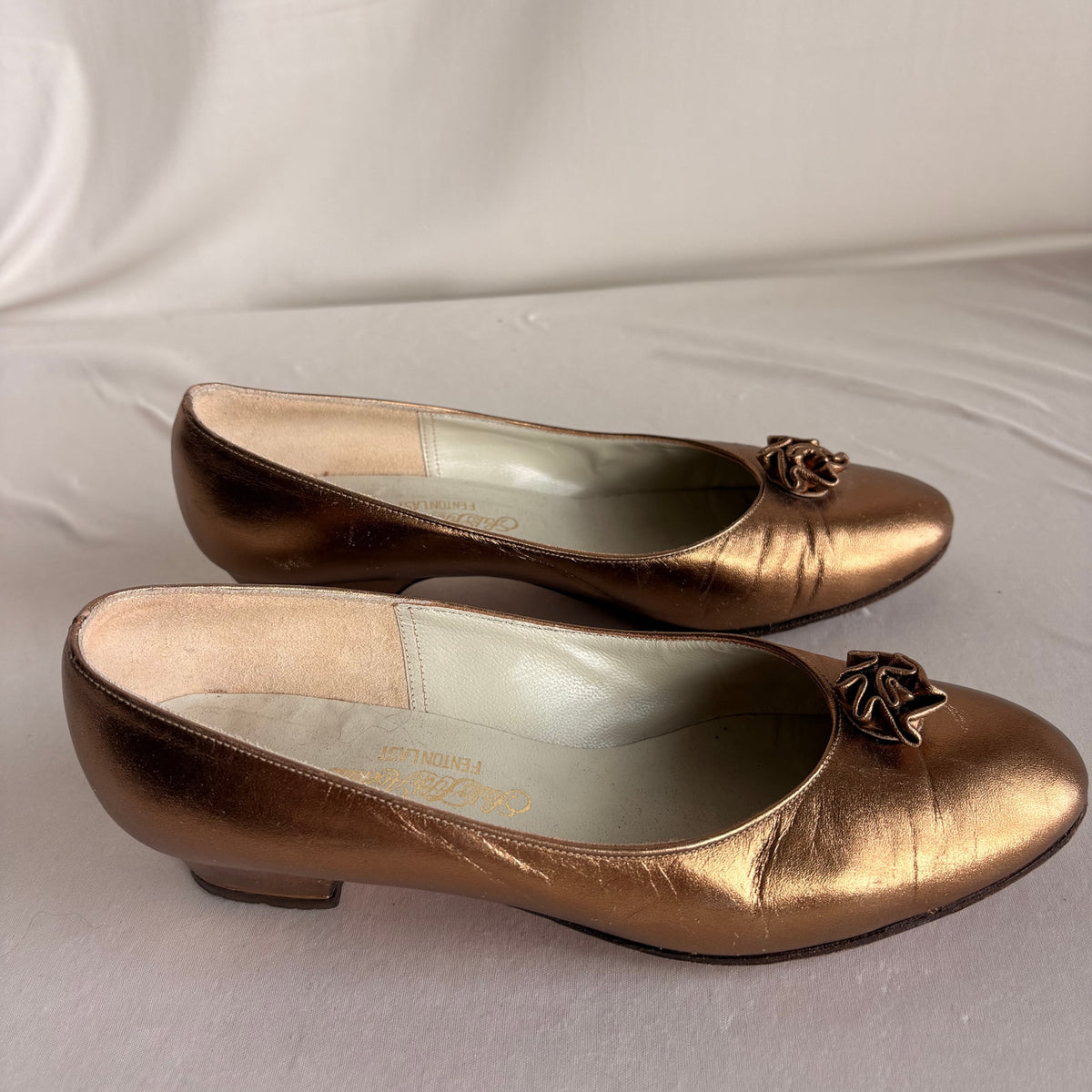 Vintage Gold Leather Round Toe Pumps - Leather Flower Detail, 1" Heel