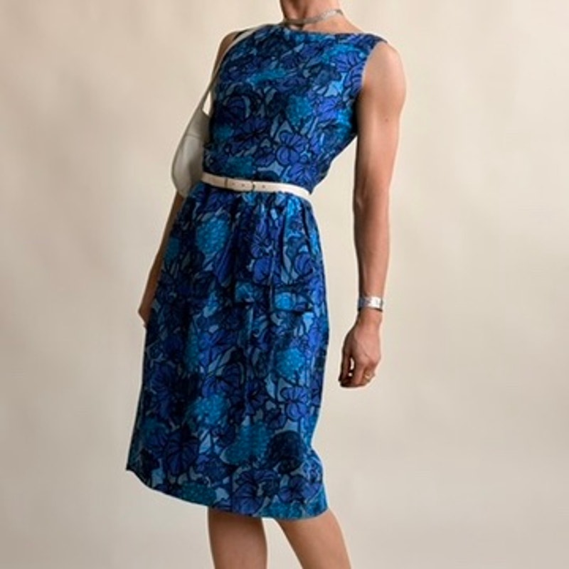 1960s Mod Floral Sheath Dress - Blue Abstract Print, Tie Waist, Fits Small