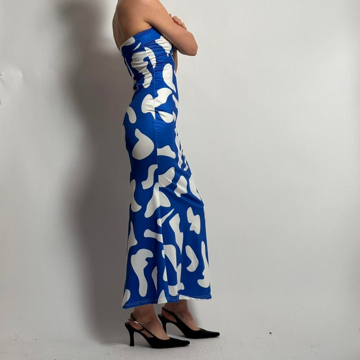 Blue & White Abstract Bodycon Maxi Dress - Fits Small
