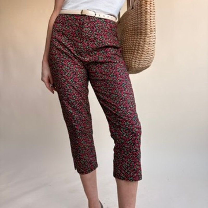 Soda Blu Black Capris - Red Floral/Cherry Detail, Made in USA, 90s/Y2K, Size M