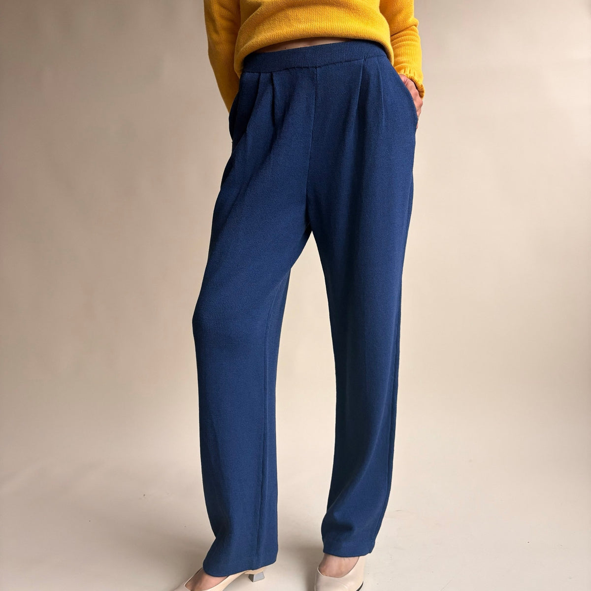 St. John Knits Royal Blue Pleated Knit Trousers - Classic Old Money Style, Size 4