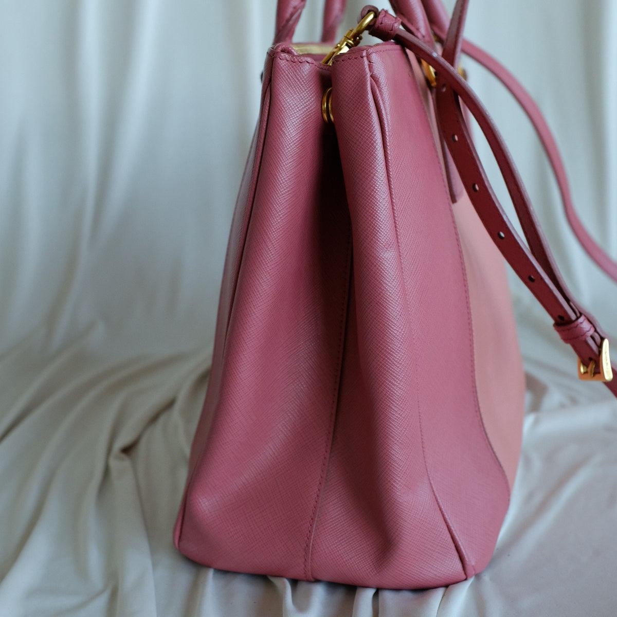Authentic Prada Galleria Tote Saffiano Lux Leather Bi-Color Pink Double-Zip COA