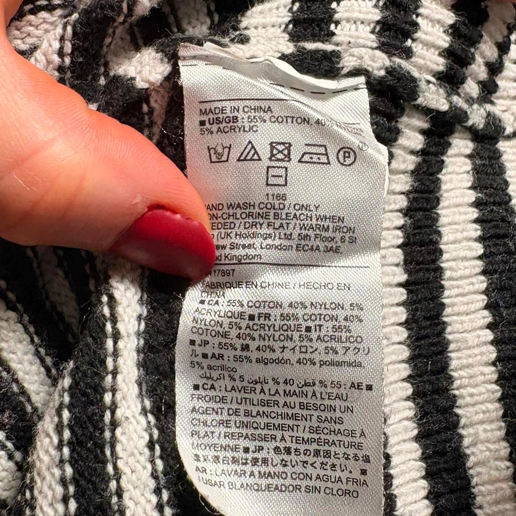 Gap  Fair Isle Sweater - Black & White Multi Stripe, Size Medium