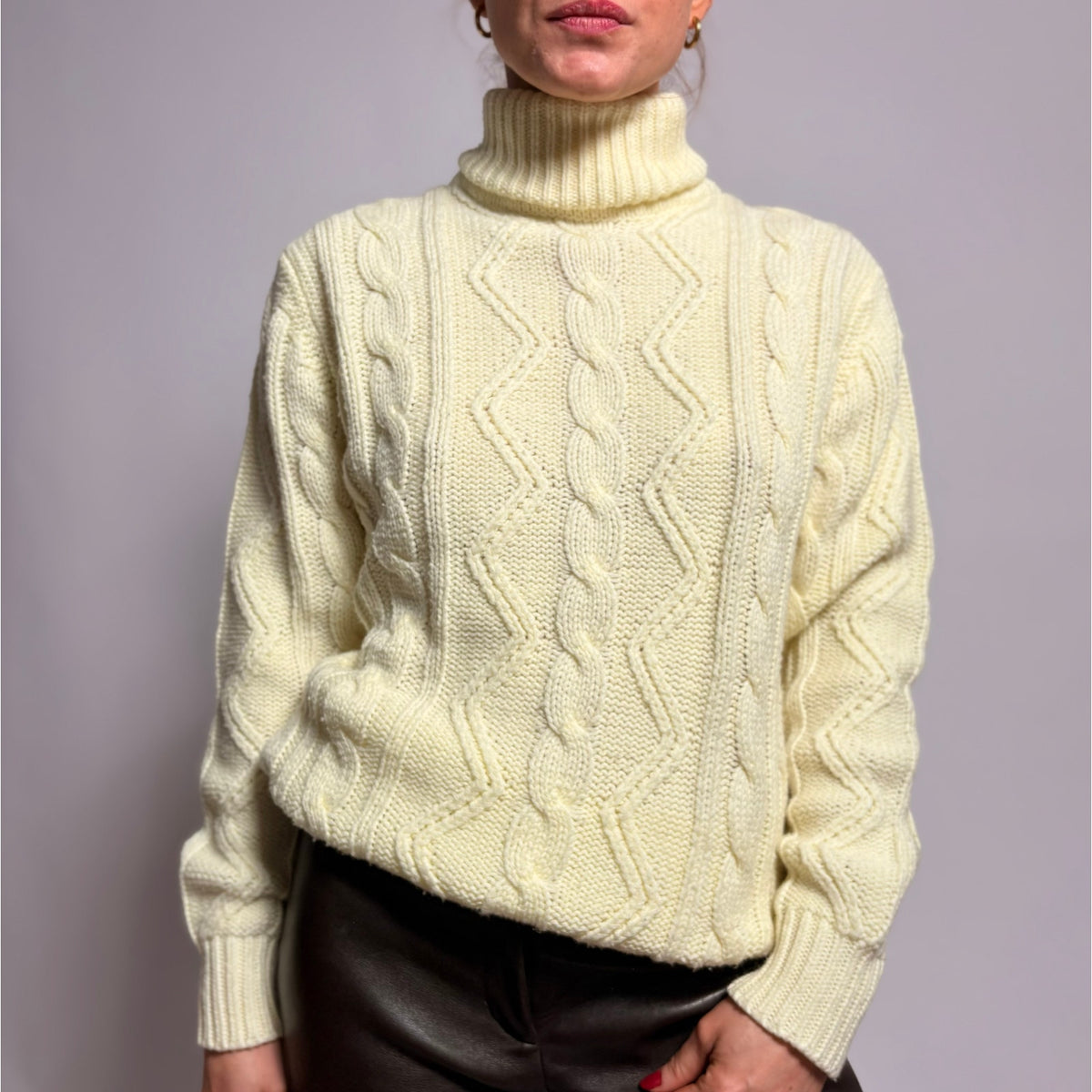 Vintage On Cue Cable Knit Turtleneck Sweater - Size Large