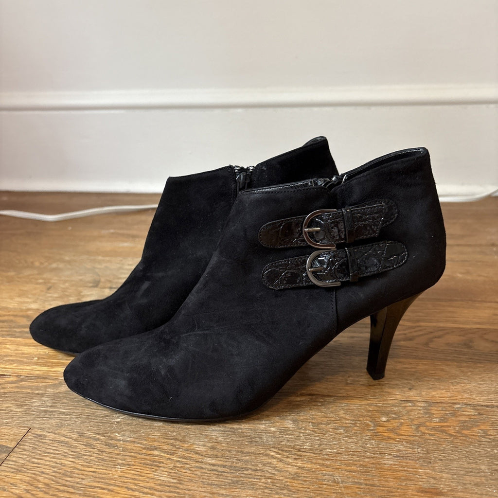 Worthington Womens 9M Black Suede Ankle Boot 3” High Heel Bootie 2 Buckle EUC