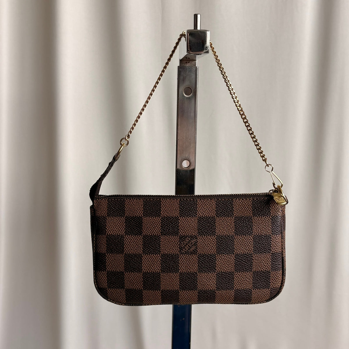 Louis Vuitton Mini Pochette Accessoires - Damier Ebène