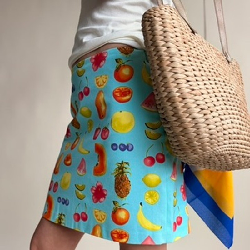 Worth Light Blue Tropical Fruit Mini Skirt - Stretchy, Summer Vibes, Size 2