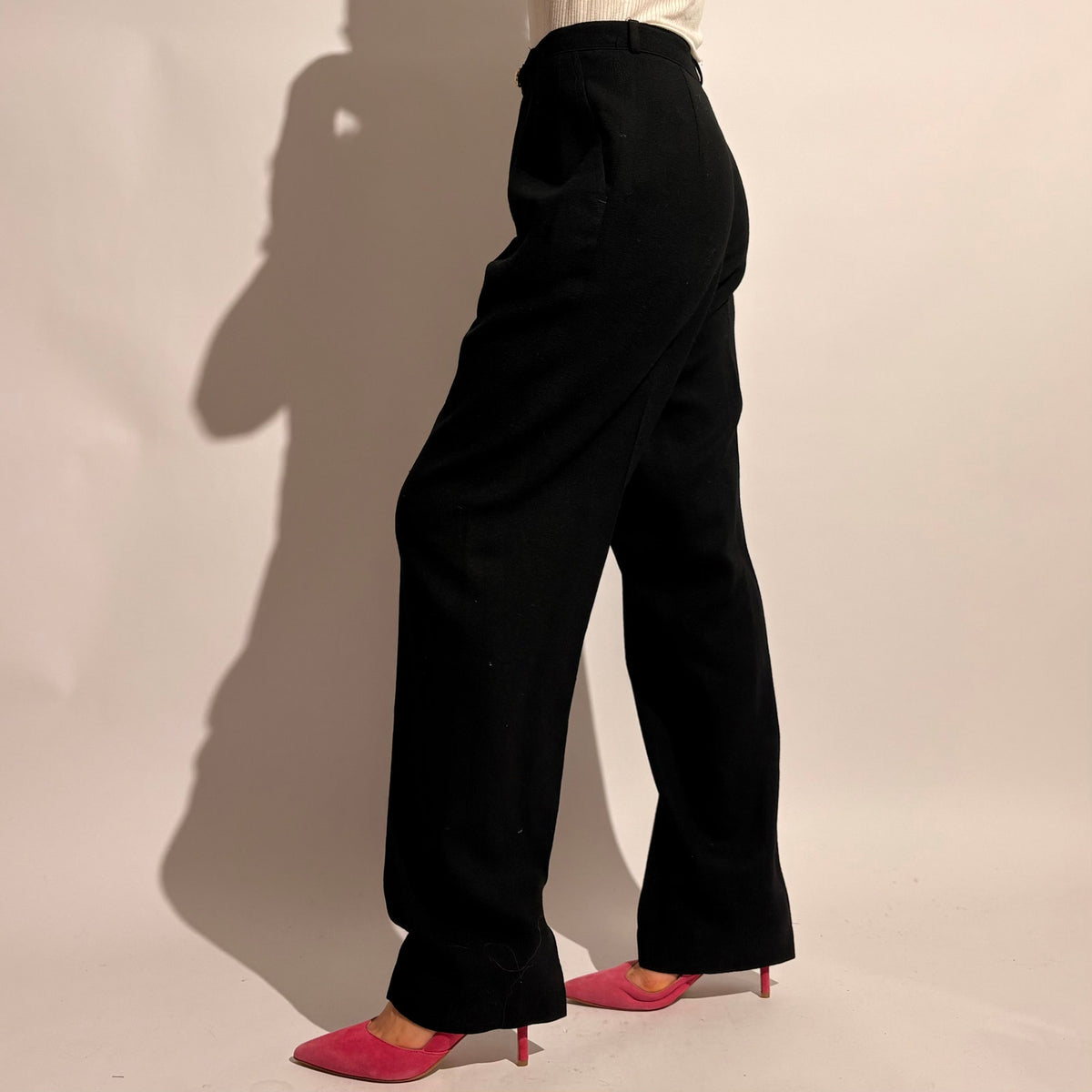 Vintage Black High-Waisted Pleated Trousers - label size 6 (fits like S)