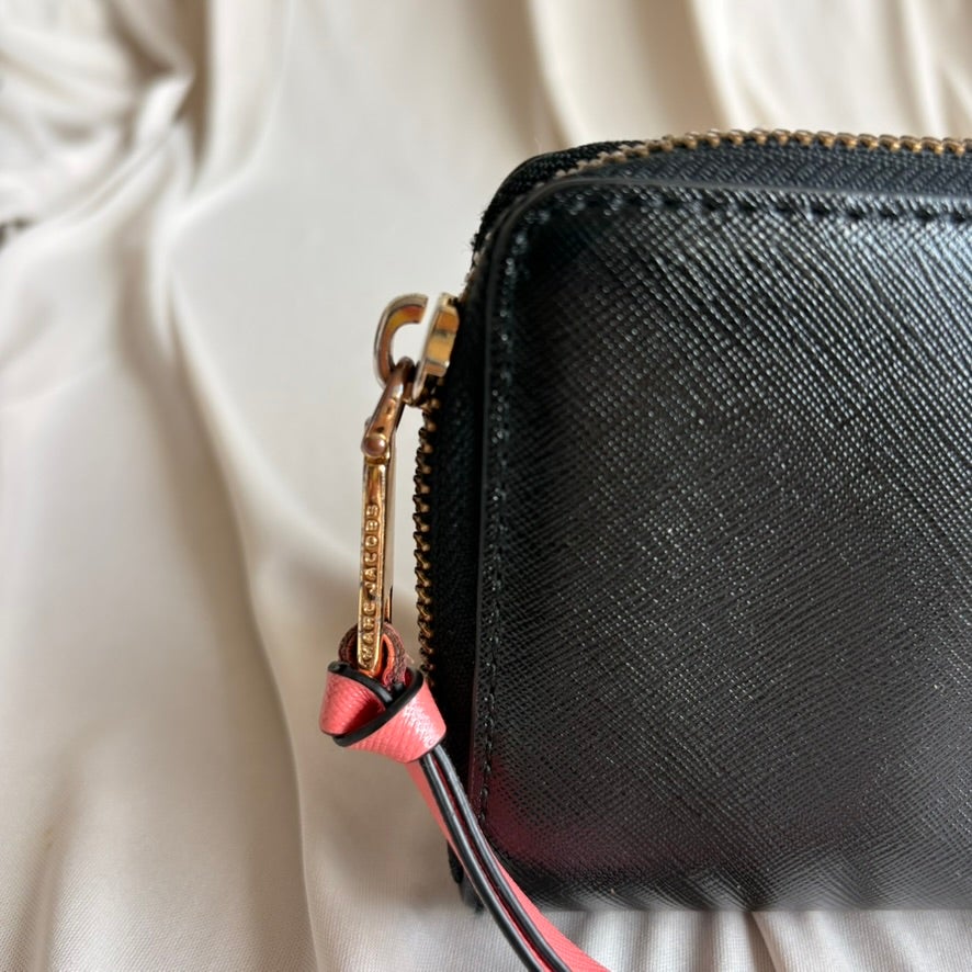Marc Jacobs Snapshot Continental Wallet - Black Saffiano Leather, Coral Pink Accent
