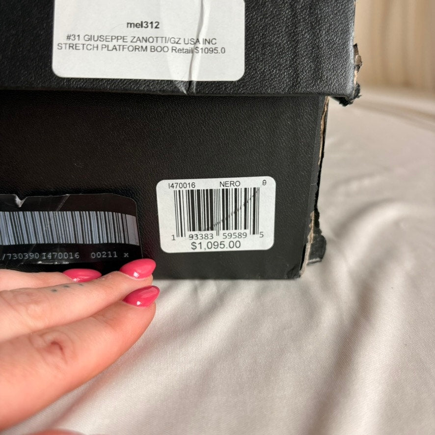 Giuseppe Zanotti Bonny Stretch Boot in Nero - Store Floor Model, Size 39