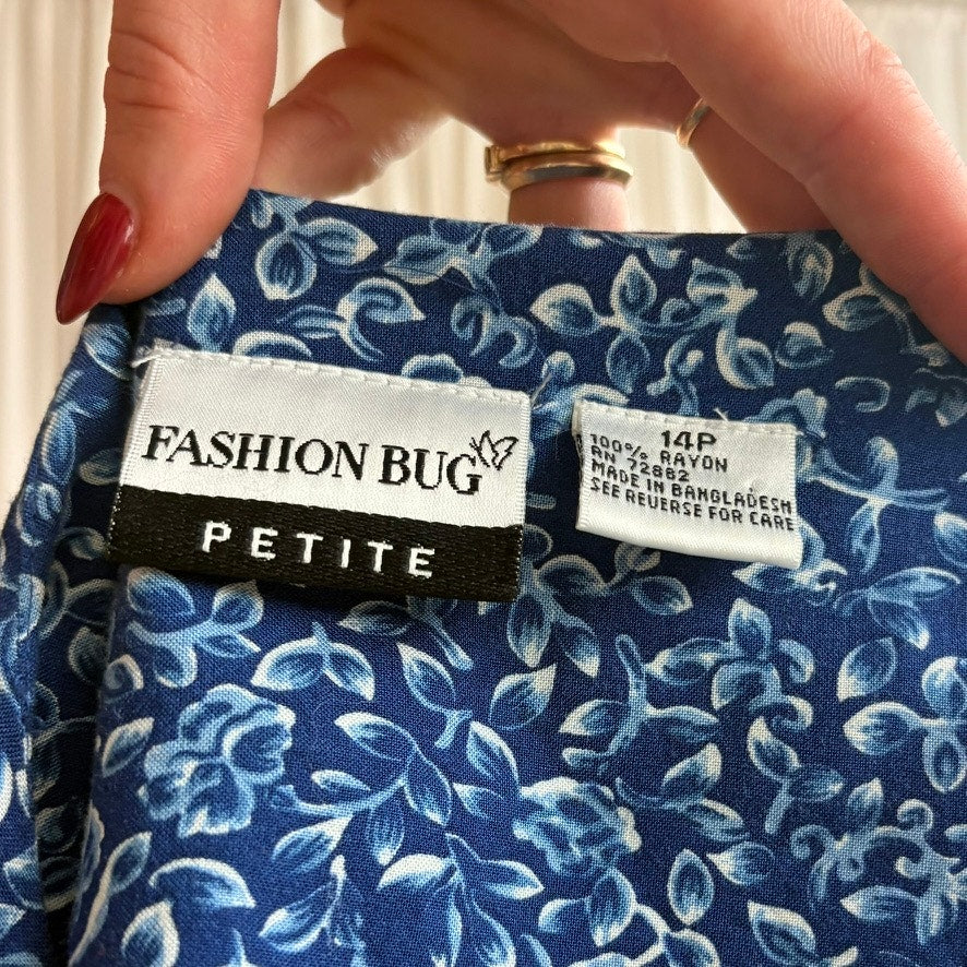 Fashion Bug Blue Daisy Floral Dress - 90s - Size 14P (Fits S)