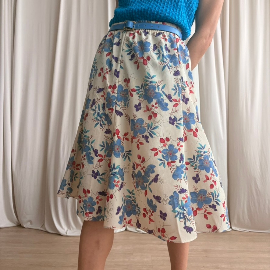 Maggie Sweet Floral Midi - Cream, Blue & Pink - Petite Large