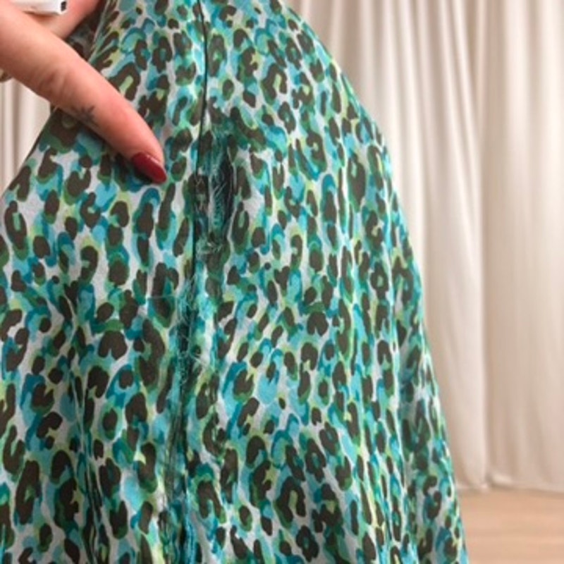 Dana Buchman Cheetah Print Silk Skirt - Green/Blue - Size 8