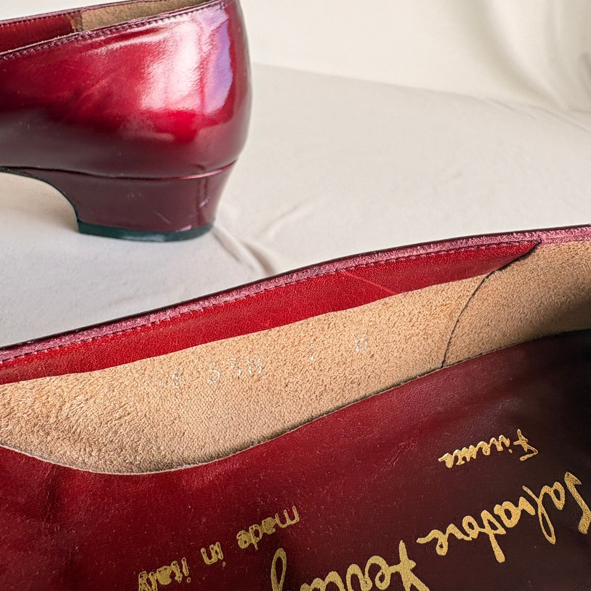 Vintage Salvatore Ferragamo Burgundy Patent Leather Bow Heels - 90s, 7.5
