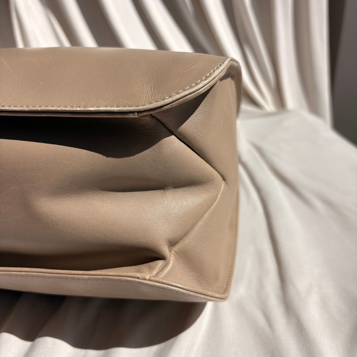 Gucci Tom Ford Era Beige Vitello Leather Shoulder Bag