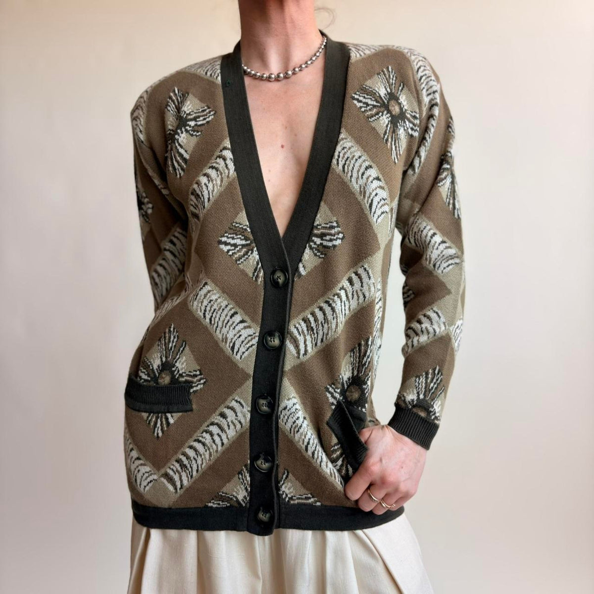 Jones New York Green V-Neck Cardigan - Pattern Detail, Size Small