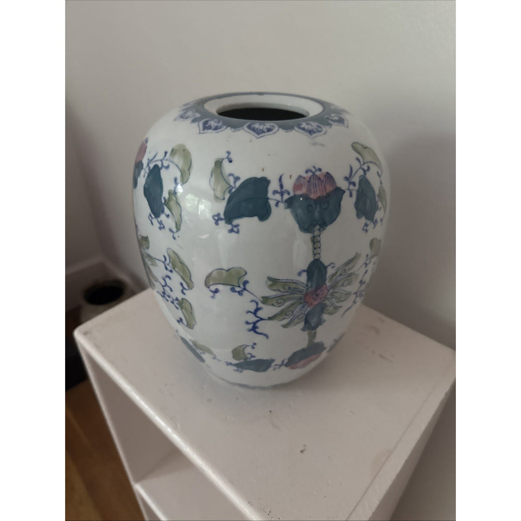 Vintage Chinese Ginger Jar - 10 Inches High - NO LID - Great Condition