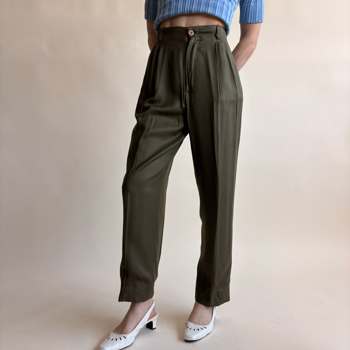 Saks Fifth Avenue Olive Green Linen Trousers - High Waisted, Pleated, Cropped