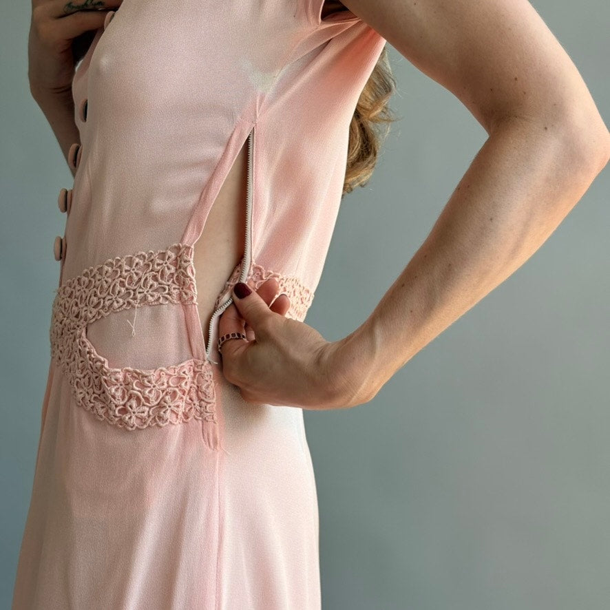 Vintage 1940s A Minx Modes Junior Pink Rayon Crepe Lace Dress