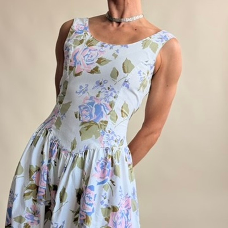 Maggie Lawrence Sport Collection White Floral Drop-Waist Dress -100% Cotton- Size 9/10 (Fits S)