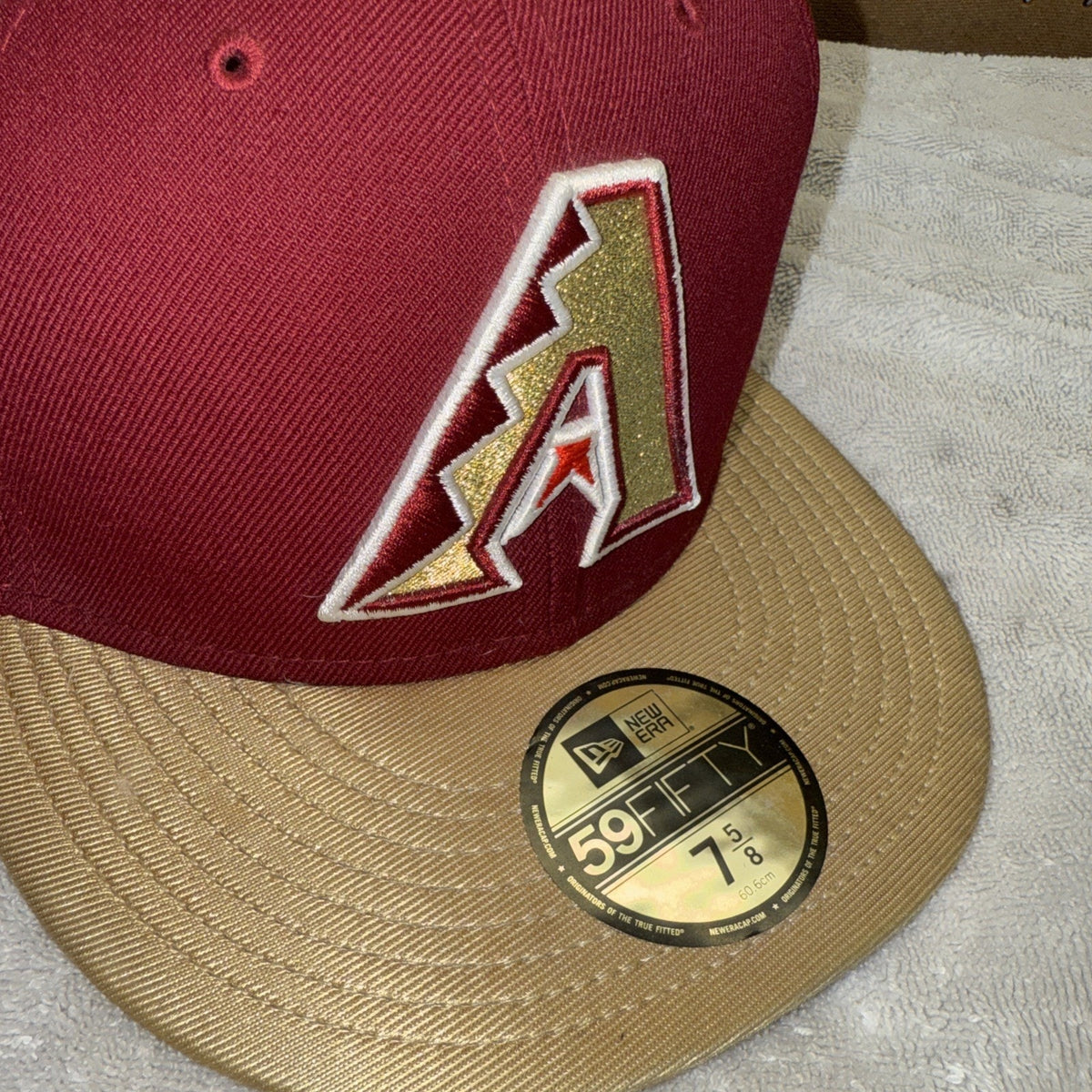 Exclusive Arizona Diamondbacks GOLD BRIM SZ 7 5/8 - 1998 Inaugural Season