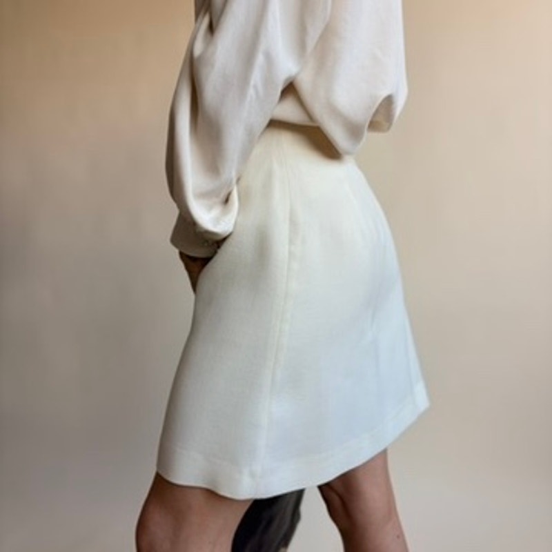 Surabaya Ivory A-Line Mini Skirt - Made in France, Size 38 (Fits 2)