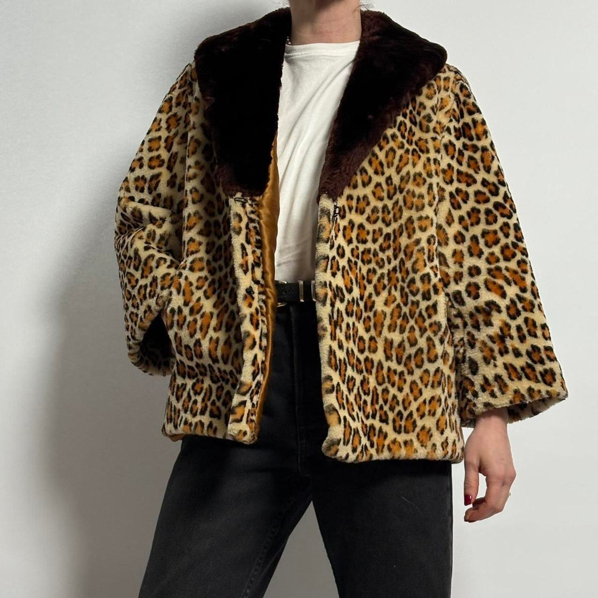 Vintage 50s leopard faux fur