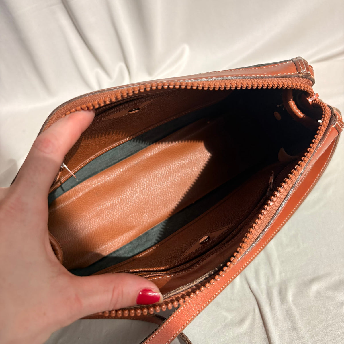 Vintage Dooney & Bourke All-Weather Leather Crossbody Bag