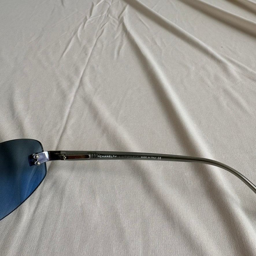 Vintage Chanel 4002 Rimless Sunglasses - Light Blue Gradient, Silver CC Logo
