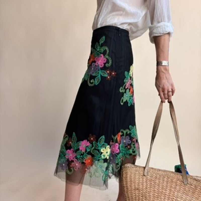 Jǒn Black Tulle Midi Skirt - Multicolor Floral Embroidery, Size 2