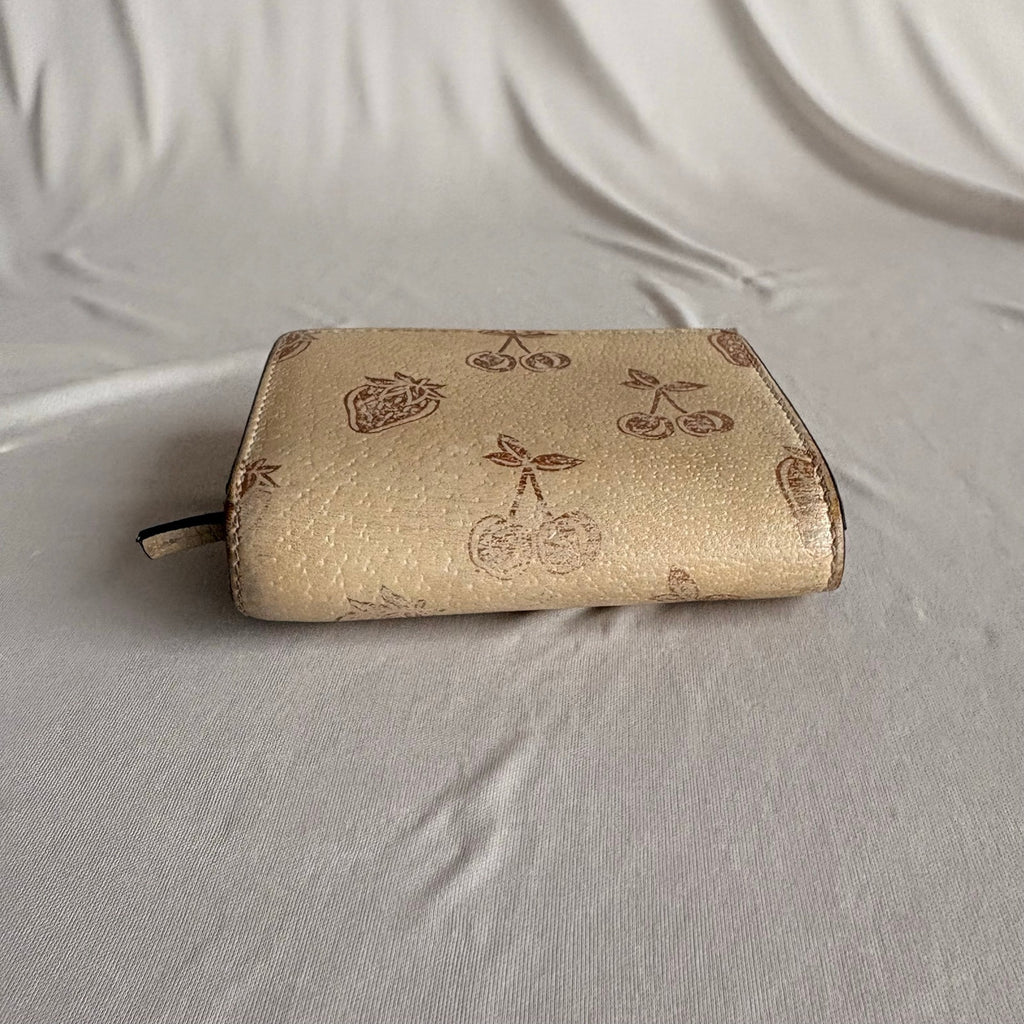 Gucci GG Marmont Berry Print Wallet - Cream, Gold Hardware- 2020
