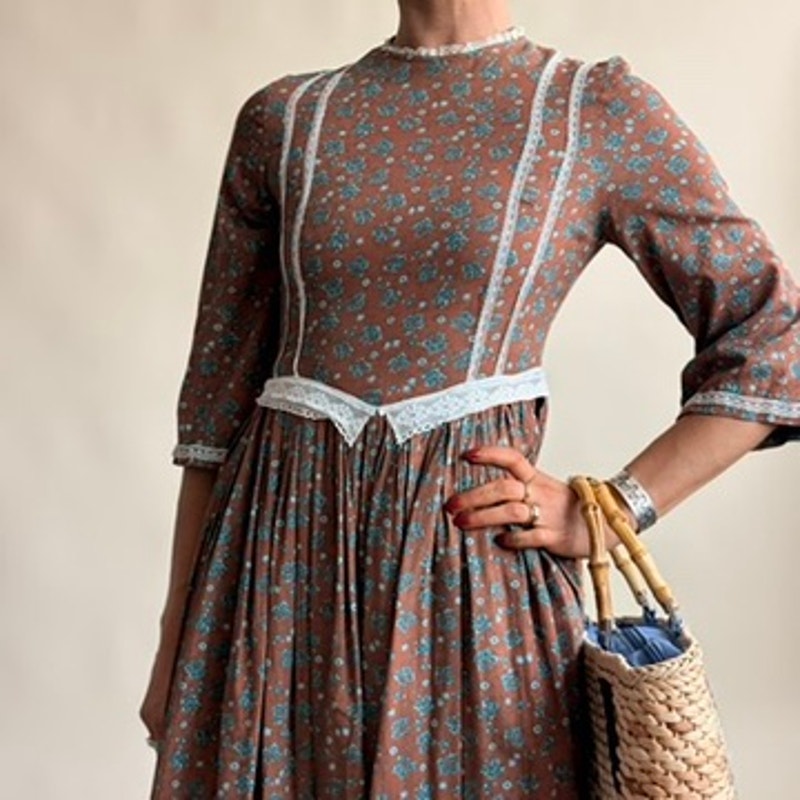 1970s Homemade Prairie Dress - Brown Calico Floral, Lace Trim, Fitted Waist, Fits XS/S