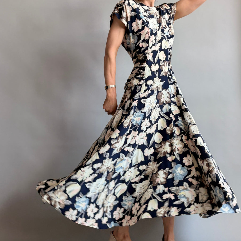 Debora Kuchme Navy Floral Ruched Maxi Dress - Size 4