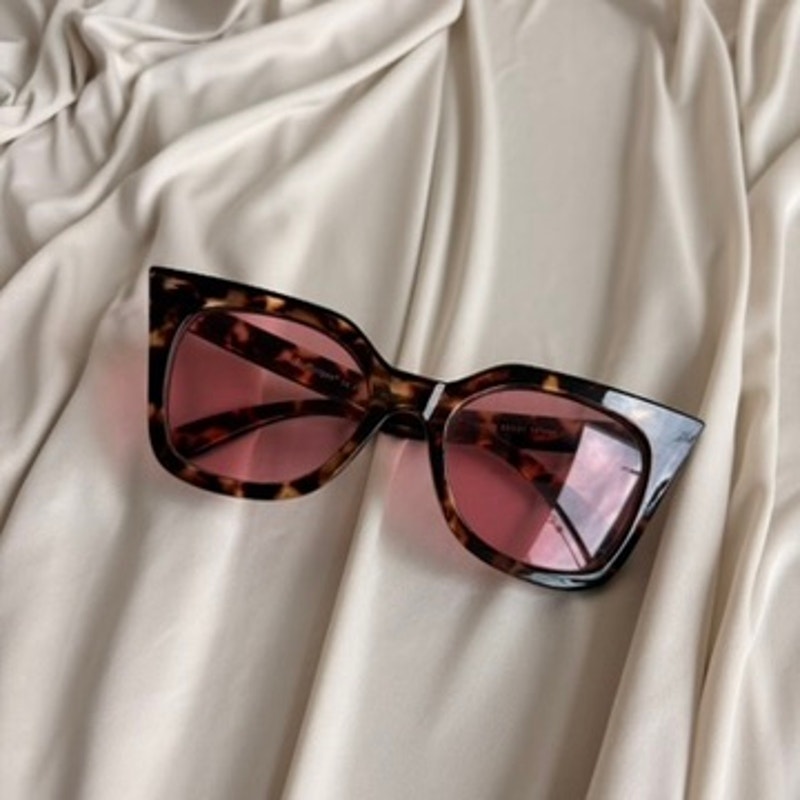 Oversized Tortoise Cat-Eye Sunglasses - Pink Lenses, Statement