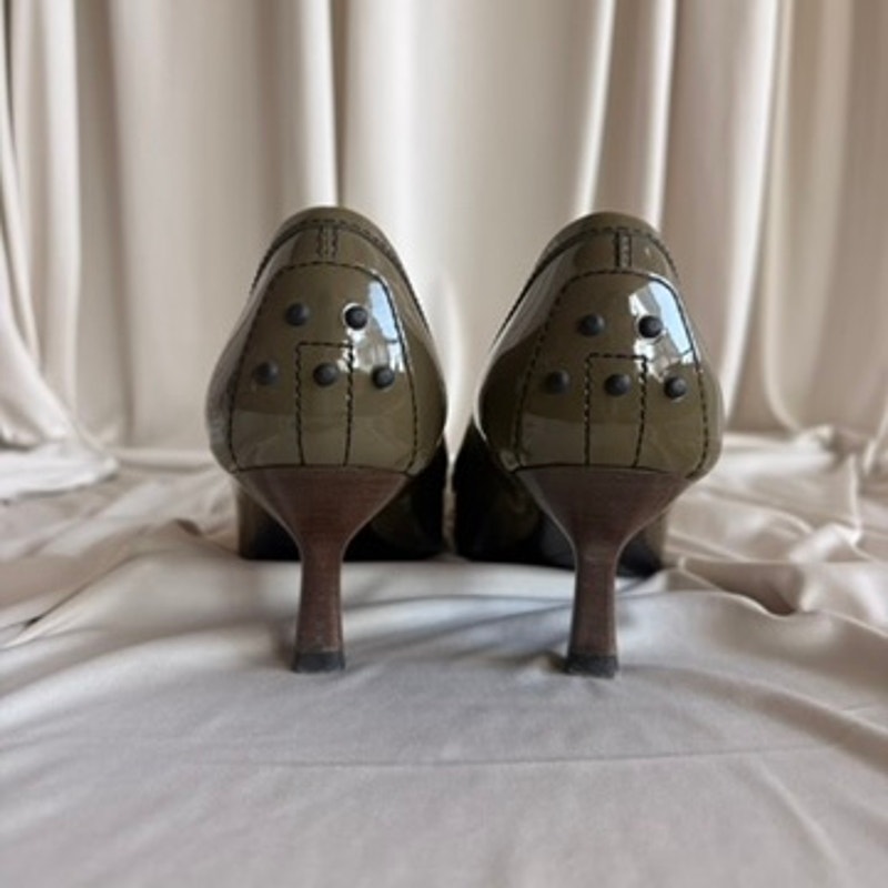 Tod's Olive Green Patent Loafers - Kitten Heel, Apron Stitch, EU 37 / US 6