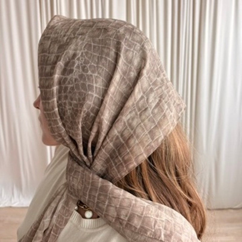 Brown Animal Print Sheer Scarf - Giraffe Style, 21"x73"